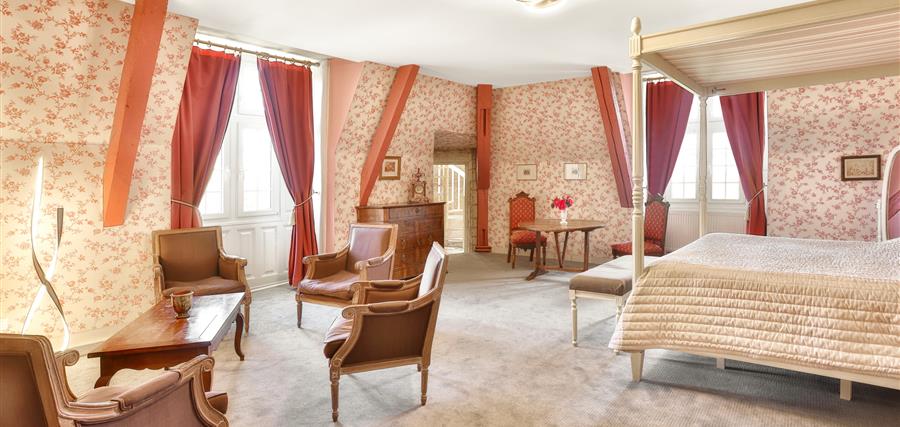 Suite nuptiale "Les Moulineaux" n°23 hôtel Brantôme