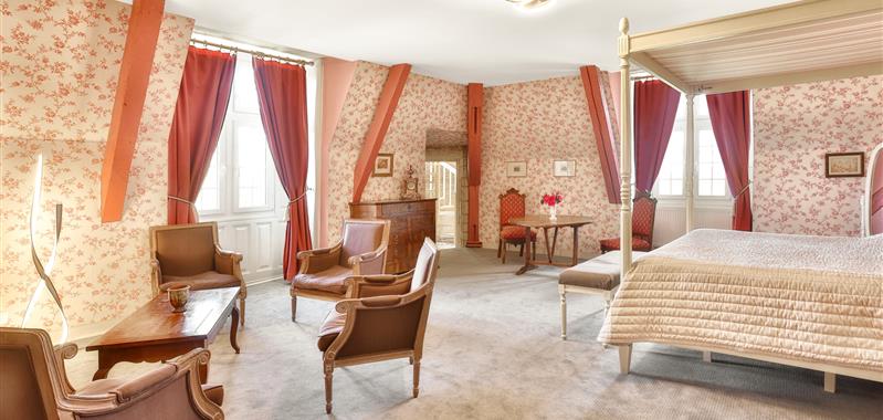 Suite nuptiale "Les Moulineaux" n°23 hôtel Brantôme